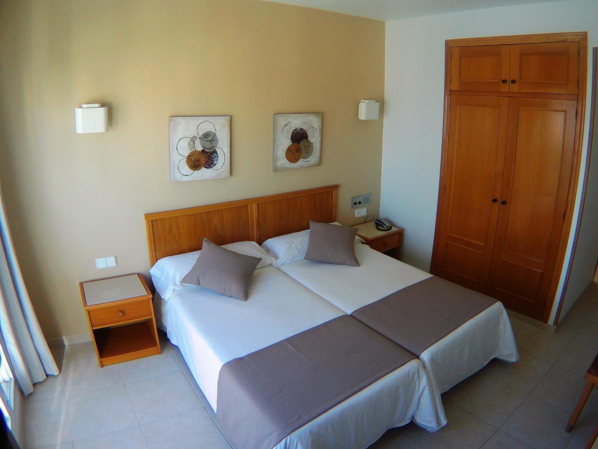 Hotel Albatros Gandia Exterior photo