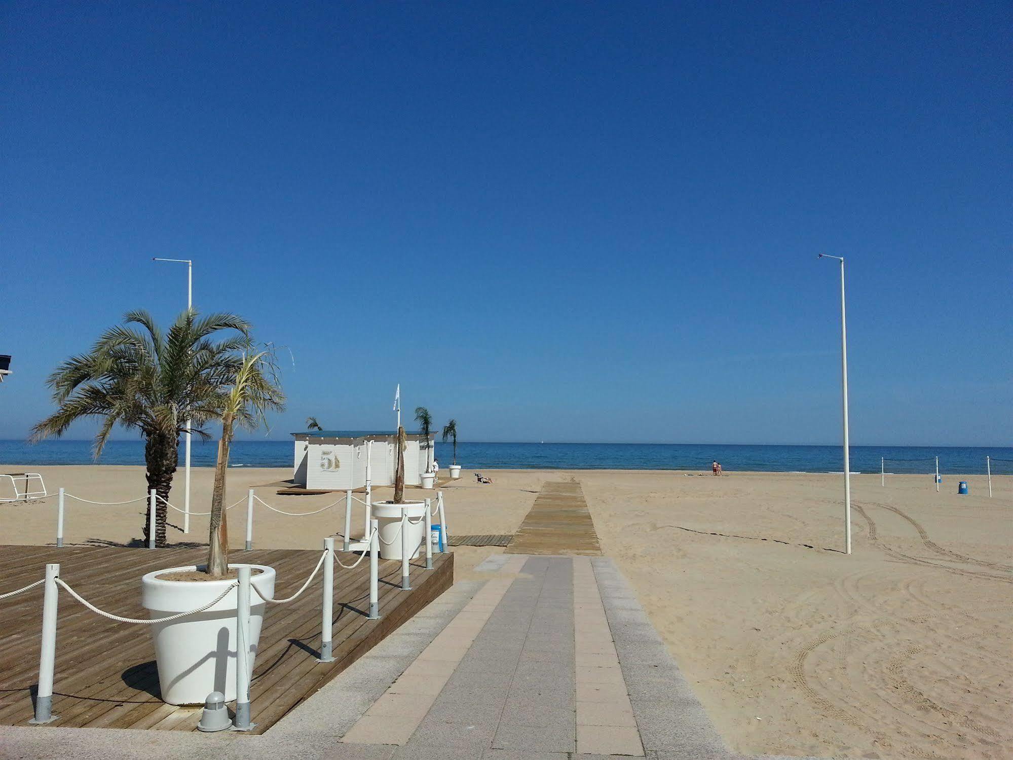 Hotel Albatros Gandia Exterior photo
